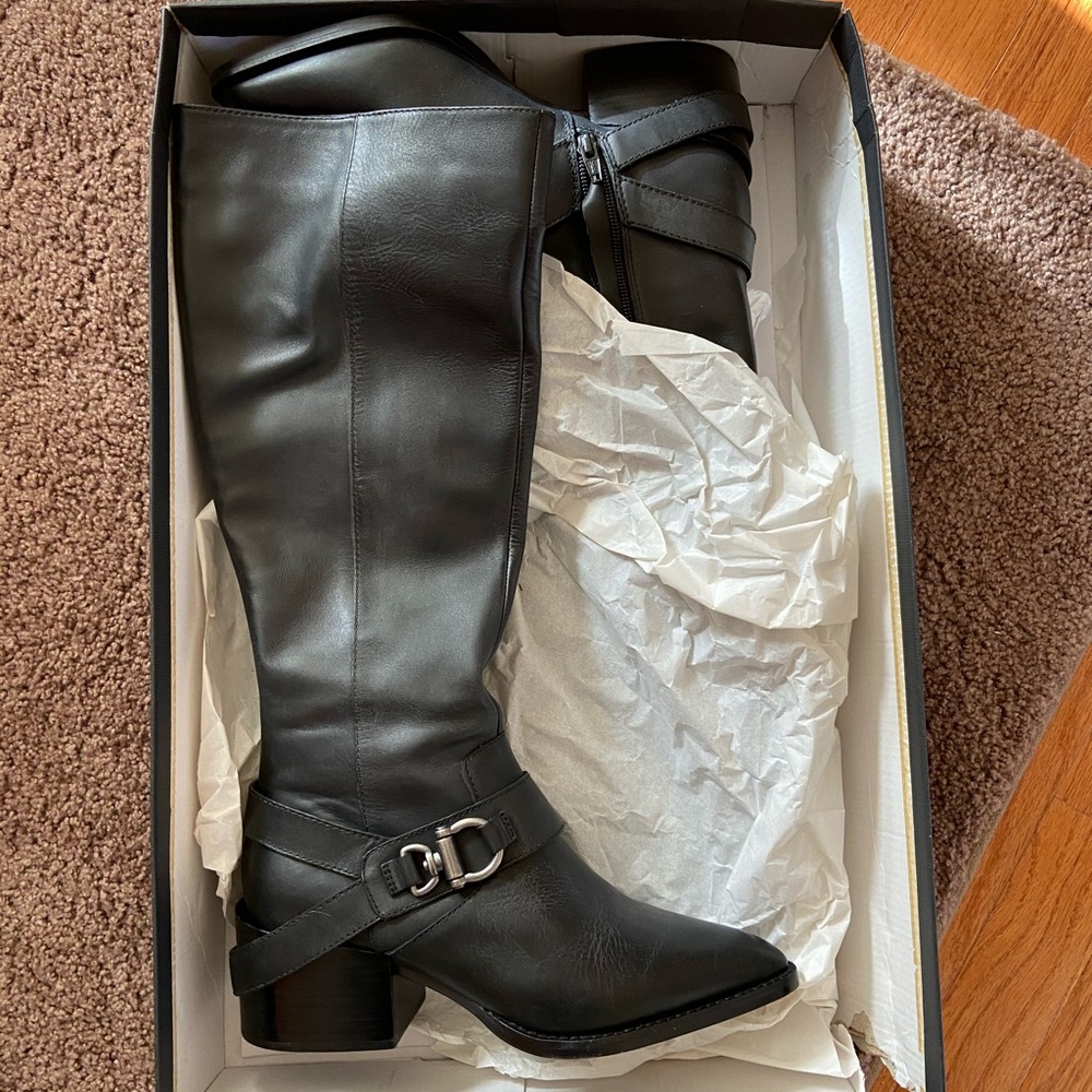 BRAND NEW Black Leather Boots
